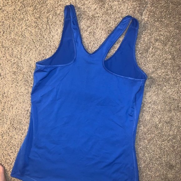 Nike dry fit medium tank top - Picture 2 of 3